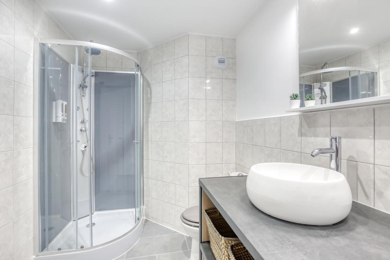J-Mo Home - Magny - Moderne Et Chaleureux Ngoại thất bức ảnh